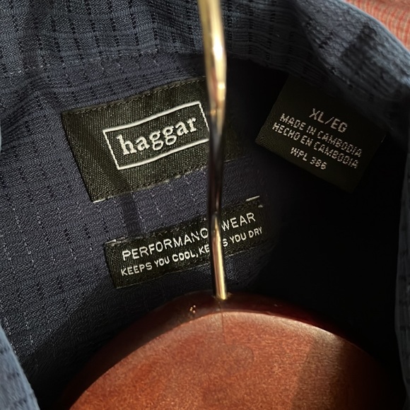 Haggar xl button up short sleeve shirt. Blue - Picture 2 of 2